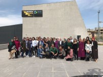 Lise Öğrencileri Ve Mardinli Kadınlar, Deprem Müzesini Gezdiler