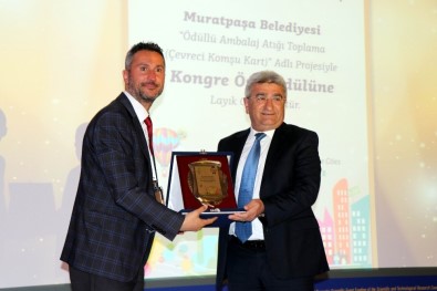 Muratpaşa Belediyesi Kongre Özel Ödülü Aldı