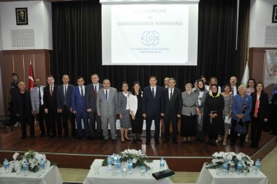 Selçuk'ta 'İnsan Hakları Ve Ombudsmanlık' Konferansı Yapıldı