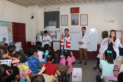 Tıp Öğrencileri Pazarcık'ta Sağlık Taraması Yaptı