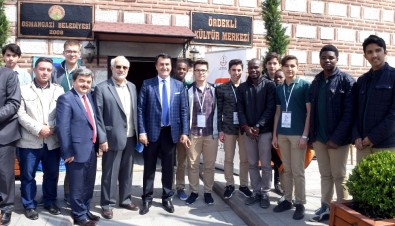 7 Bölgeden 7 Kıt'aya Öğrenciler Osmangazi'de Buluştu