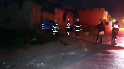 Adana'da Hurda Deposunda Yangın