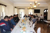 KARAÇAY - Akın, Personeli İle Yemekte Buluştu