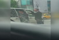 Atatürk Havalimanı'nda UBER Sürücüsüne Saldırı Kamerada