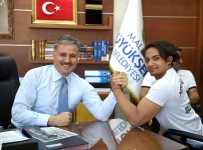 ENGELLİ SPORCULAR - Engelli Sporculardan Çakır'a Ziyareti