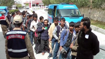 Erzincan'da 58 Kaçak Göçmen Yakalandı