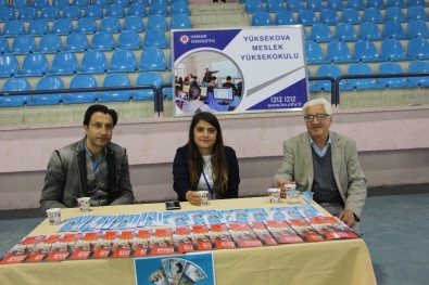 Hakkari Üniversitesi, Şemdinli'de Stant Kurdu