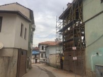 RÜSTEM PAŞA - Osmaneli Konağı'nın Restorasyon Çalışmaları Devam Ediyor