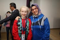 ÇOCUK FESTİVALİ - Tataristanlı Çocuklara Kocaelispor Atkılı Karşılama