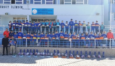 3 Bin 267 Çocuğa Spor Yardımı