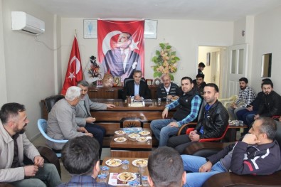 Başkan Çatan Berber Esnafıyla Bir Araya Geldi