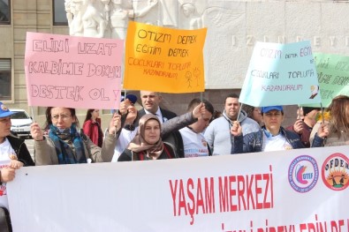 Dünya Otizm Farkındalık Günü'nde Eskişehir'de Yürüyüş Etkinliği