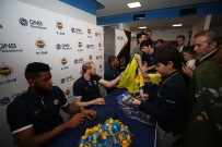 MARATON - F.Bahçe Doğuş Oyuncuları Taraftarla Buluştu