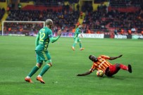 Fenerbahçe Kayseri'de Farka Koştu
