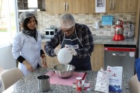 CEMİL MERİÇ - Fenilketonüri Hastası Görkem, Kendi Yemeğini Yapıyor