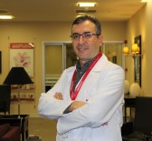 DENGE BOZUKLUĞU - KBB Uzmanı Yılmaz Açıklaması 'Cep Telefonu Kulak Sağlığını Bozabilir'