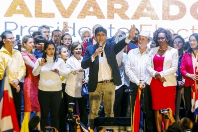 Kosta Rika'da seçimlerin galibi Quesada oldu