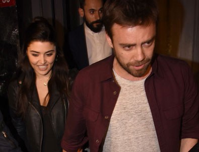 Murat Dalkılıç sevgilisi Hande Erçel ile el ele görüntülendi