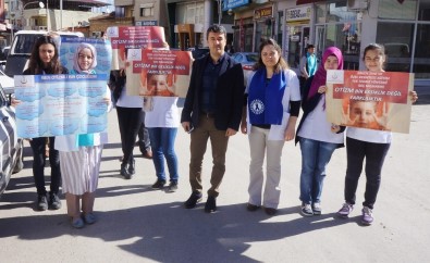 Sarıgöl'de Otizm Farkındalık Yürüyüşü