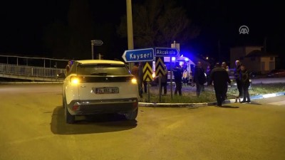 Şarkışla'da Trafik Kazası Açıklaması 4 Yaralı