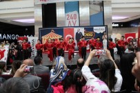 DANS GÖSTERİSİ - Ankara'da 'Atamızdan Armağan Şehrimizde Bayram' Etkinliği