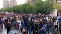 Ermenistan'da 217 Kişi Gözaltına Alındı