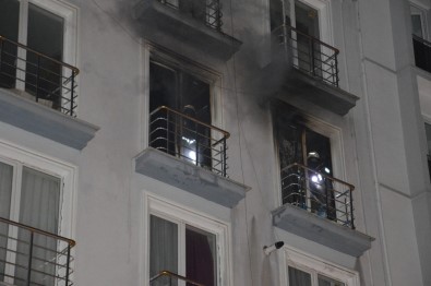 Kırıkkale'de Öğrenci Apartında Yangın