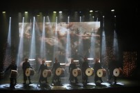 KADIR TOPBAŞ - Ortak Miras 'Toy' İle Sahnede