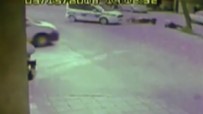 TRAFİK POLİSİ - Polis Aracıyla Çarpışan Motosikletli Defalarca Takla Attı
