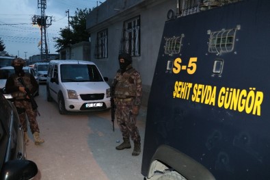 Silah Kaçakçılarına Şafak Baskını Açıklaması15 Gözaltı