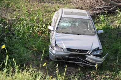 Simav'da Trafik Kazası Açıklaması 2 Yaralı
