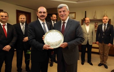 STK Temsilcilerinden Başkan Karaosmanoğlu'na Ziyaret