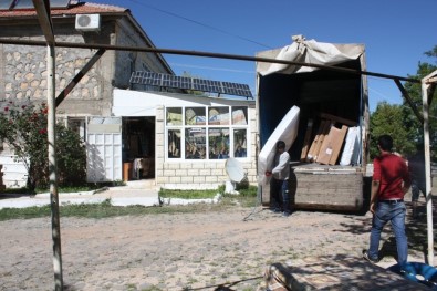 Turizmcilere Malzeme Yardımı