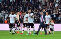 Beşiktaş Tribünlerinden Şenol Güneş'e Sevgi Seli