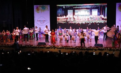 Mersin'de 'Uluslararası Çocuk Festivali' Başladı