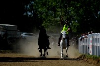 AT YARIŞLARI - Rahvan At Yarışları Nefes Kesti