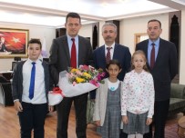 FATIH ÜRKMEZER - Ürkmezer 'Çocuklarımızın Her Gününün Bayram Sevinci İçerisinde Geçmesini Diliyorum'