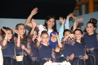 ENGELLİ ÖĞRENCİLER - 23 Nisan Etkinliklerinde İşitme Engelliler İçin Konser Verdiler