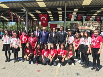 23 Nisan Ulusal Egemenlik Ve Çocuk Bayramı Gökçebey'de Coşkuyla Kutlandı