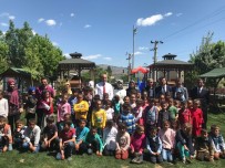 FATİH DÜLGEROĞLU - Başkan Dülgeroğlu, Köy Okullarında Öğrencilerle Bir Araya Geldi