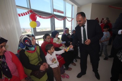 Beyşehir'de 23 Nisan'da Hasta Çocuklara Ziyaret