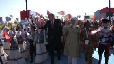 Cumhurbaşkanı Erdoğan, 'Dünya Çocukları'nı Kabul Ediyor