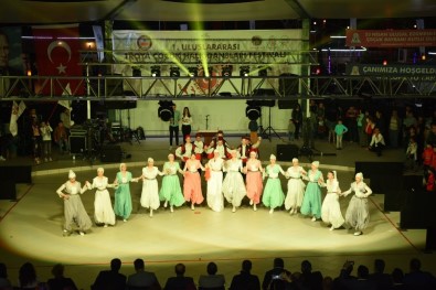 Dünyanın Renkleri Çan'da Buluştu