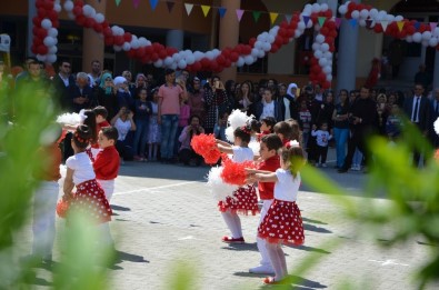 Kilis'te Türk Ve Suriyeli Çocuklar 23 Nisan Bayramını Kutladı