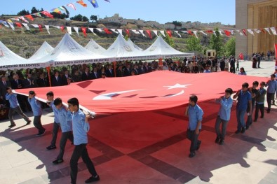 Şanlıurfa'da 23 Nisan 10 Ülkeden Öğrencilerin Katılımıyla Kutlandı