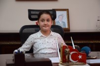 DÜNYA ÇOCUKLARI - Vali Yavuz Koltuğunu Devretti