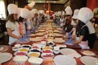 MERAL UÇAR - 23 Nisan'da Pizza Yapıp Gönüllerince Eğlendiler