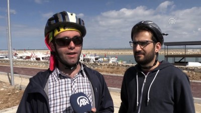 'Beraber' Pedal Çevirerek Van Gölü'nü Turladılar