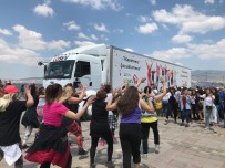 ET ÜRÜNLERİ - LÖSEV İyilikler Tır'ı İzmir Aileleriyle Buluştu