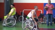 TEKERLEKLİ SANDALYE BASKETBOL - Şanlıurfalı Engellilerin Azmi Başarıyı Getirdi